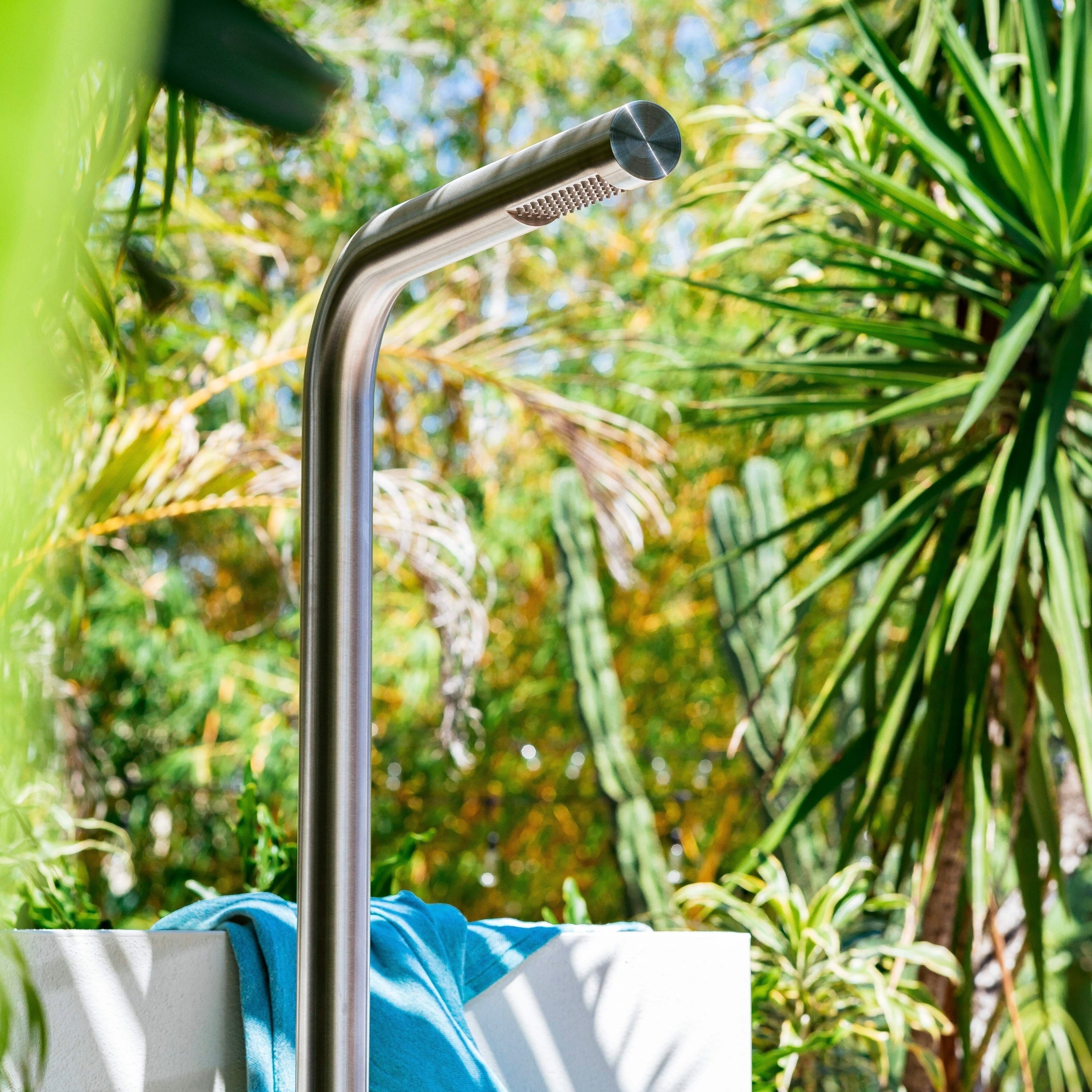 Nova Outdoor Shower