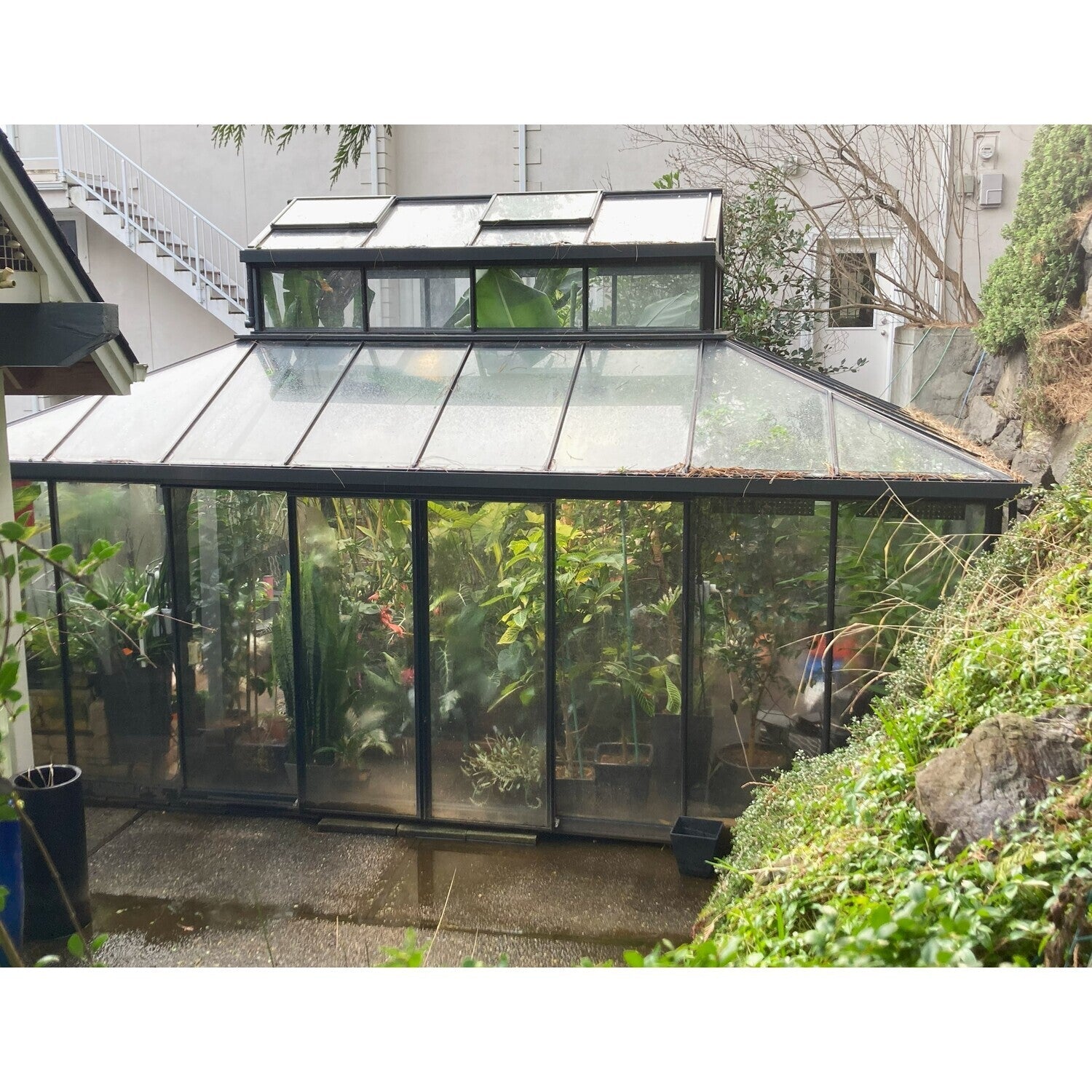 Janssens | Cathedral Victorian Glass Greenhouse Kit With 4mm Tempered Glass Glazing