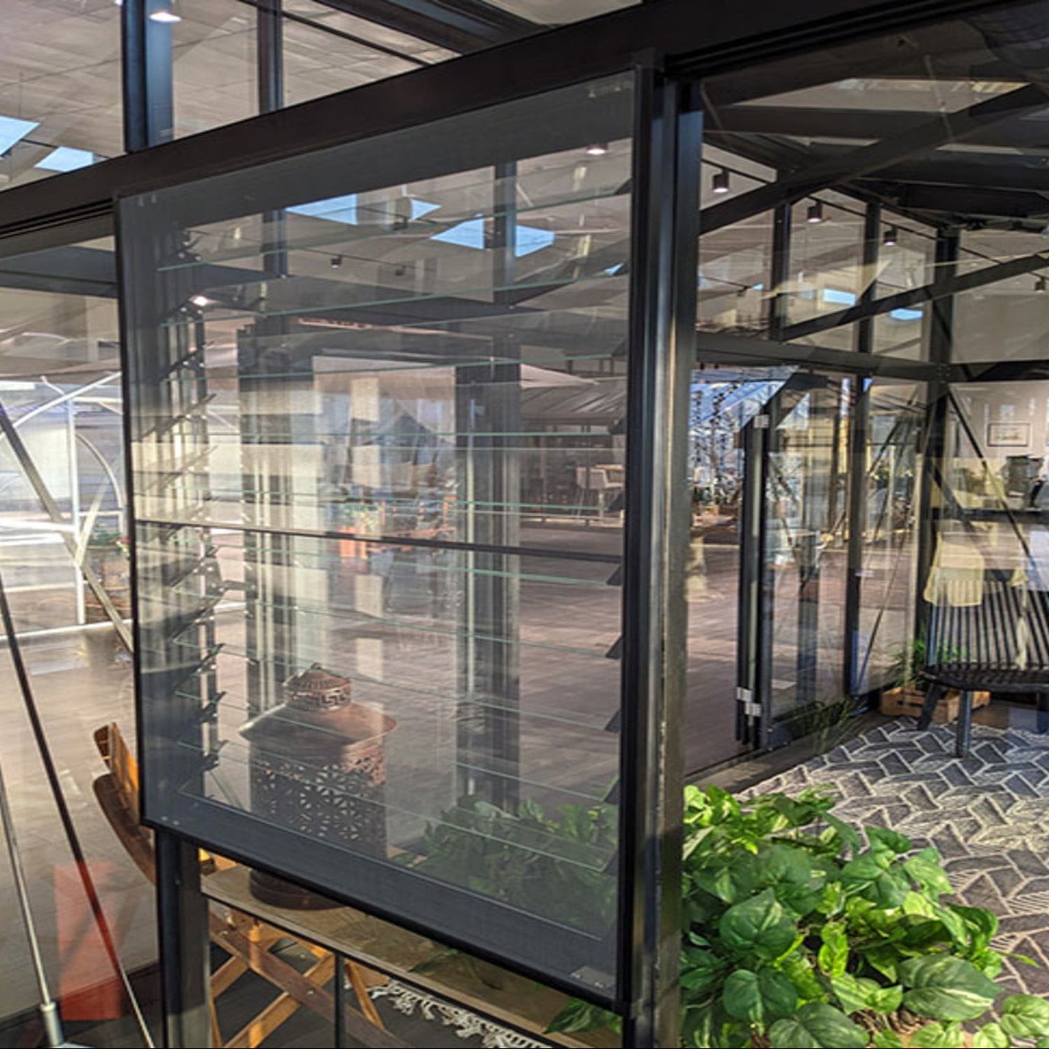 Janssens | Louvered Window Fly Screen